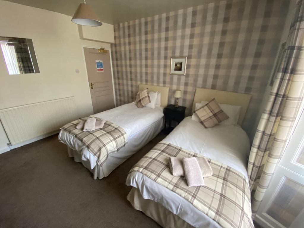 Queens Hotel photo