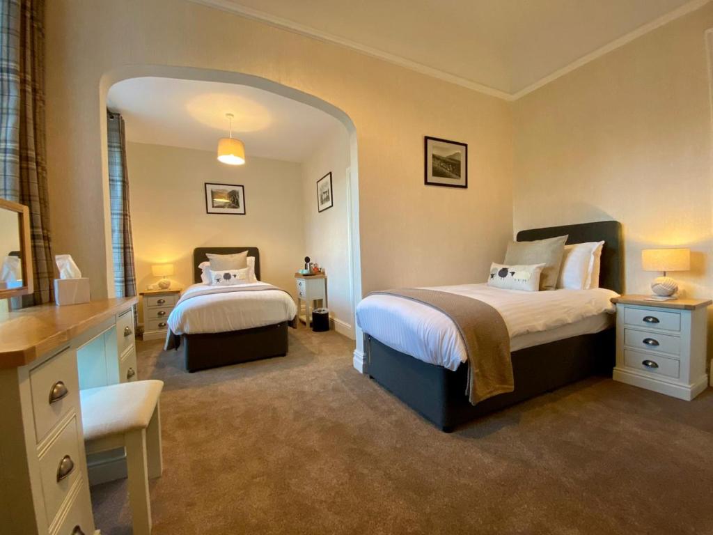 Harts Head Hotel photo 2