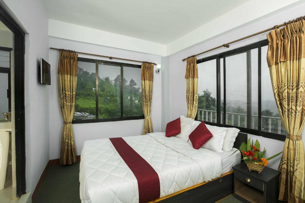 OYO 369 Sojourn Himalaya Resort photo