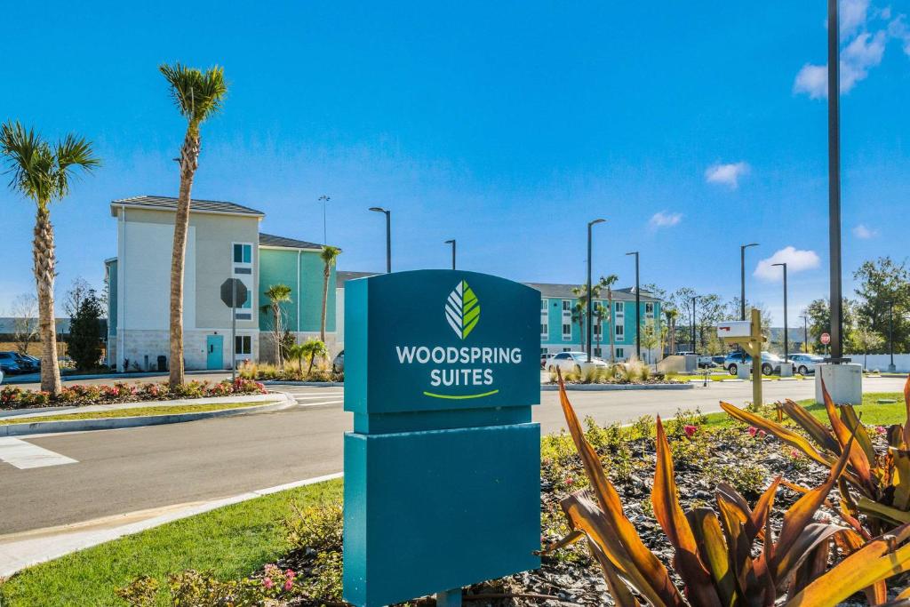 WoodSpring Suites Bradenton — Hotel in Bradenton (FL)