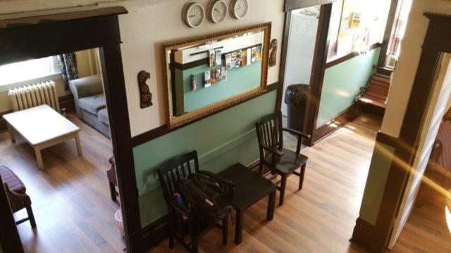 Main St Hostel — Hotel in Vancouver (BC)