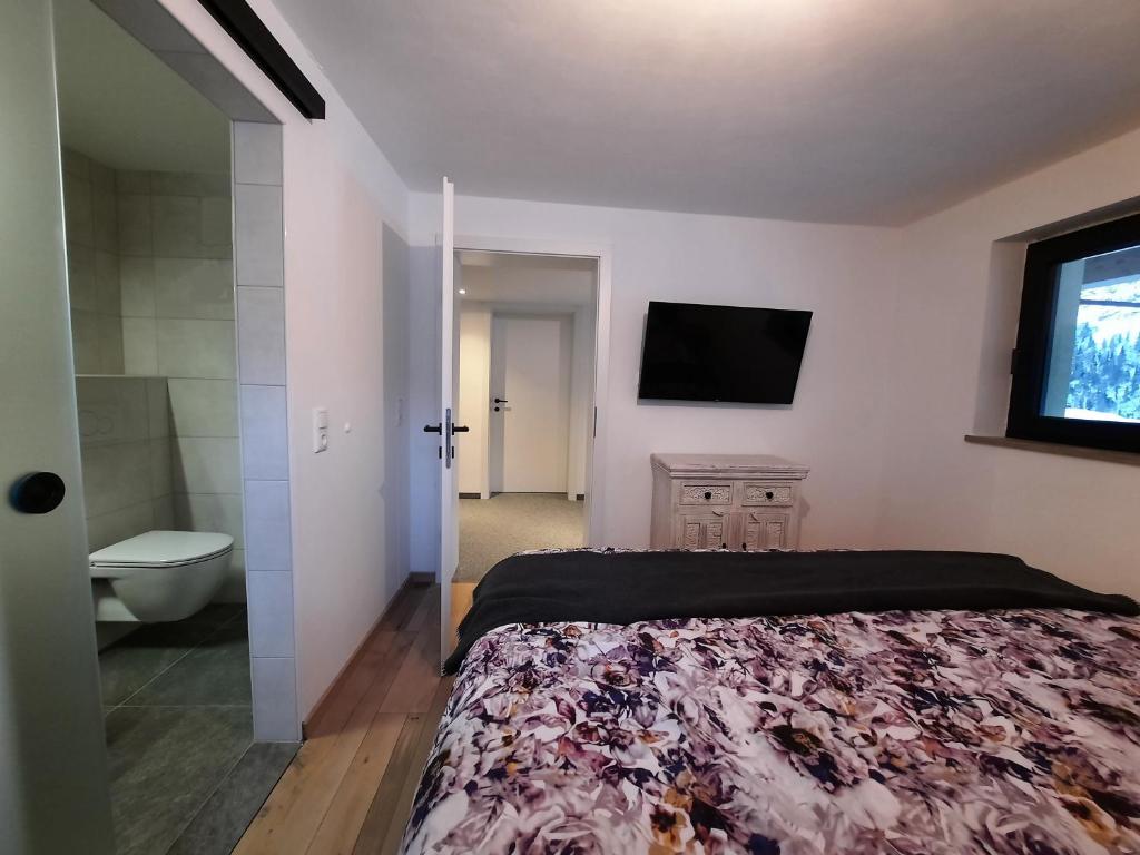 Haus Fien, Heiligenblut