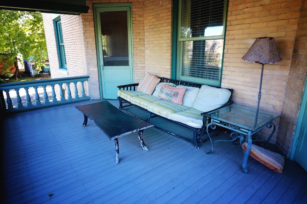 Inn at 835 Boutique Hotel photo