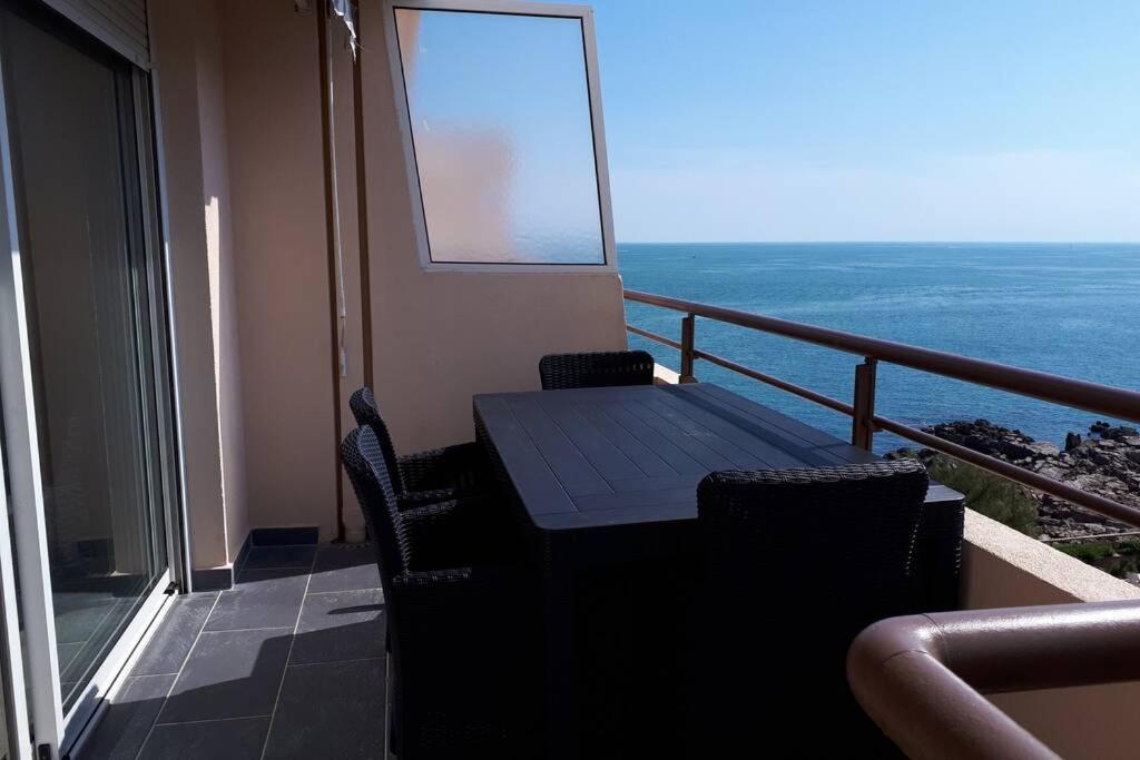 T2 climatisé vue sur mer, WIFI, piscine et parking, Sète