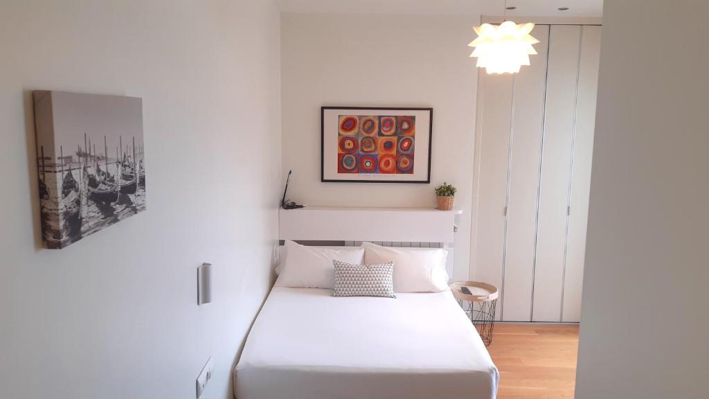 SEAFRONT LUXURY STUDIO - by www,SanSebastianApartments,es - 2
