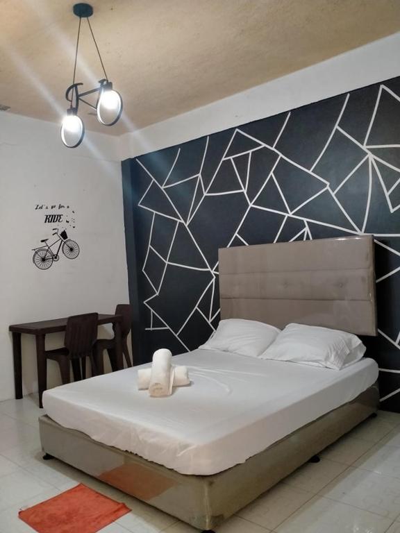DJCI Apartelle with own Kitchen &amp; Bath 103-212 — Hotel in Cabanatuan