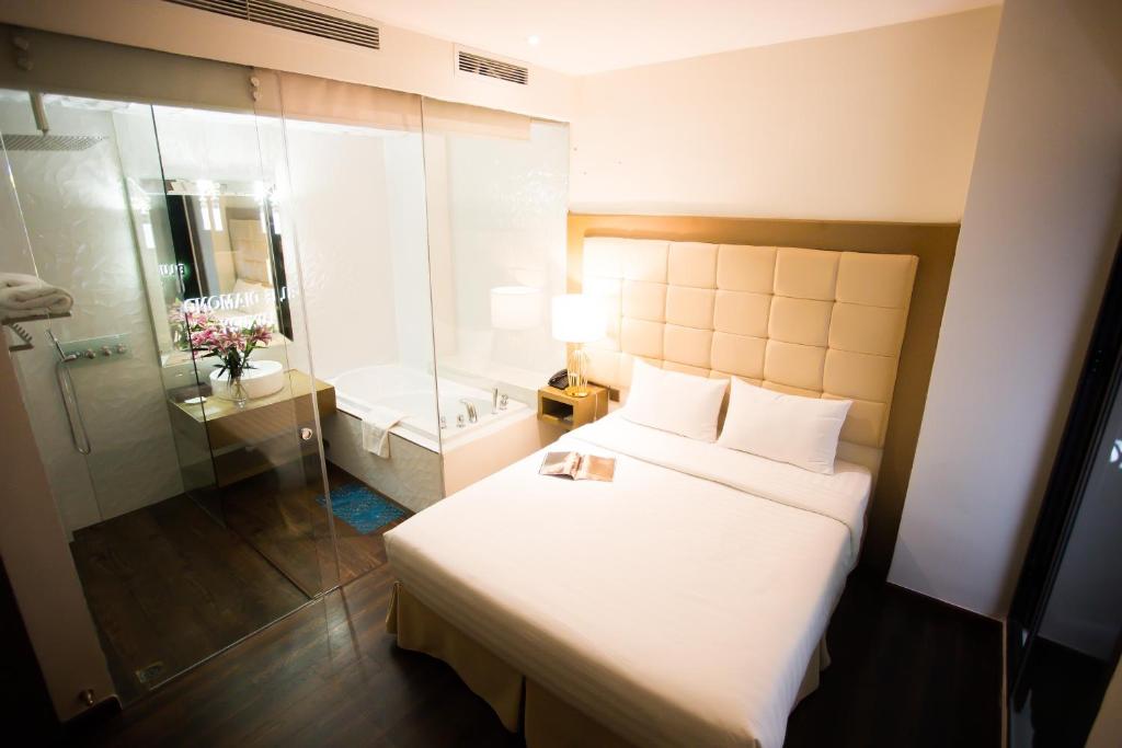 Blue Diamond Luxury Hotel, Ho Chi Minh City 2024 Updated Prices, Deals