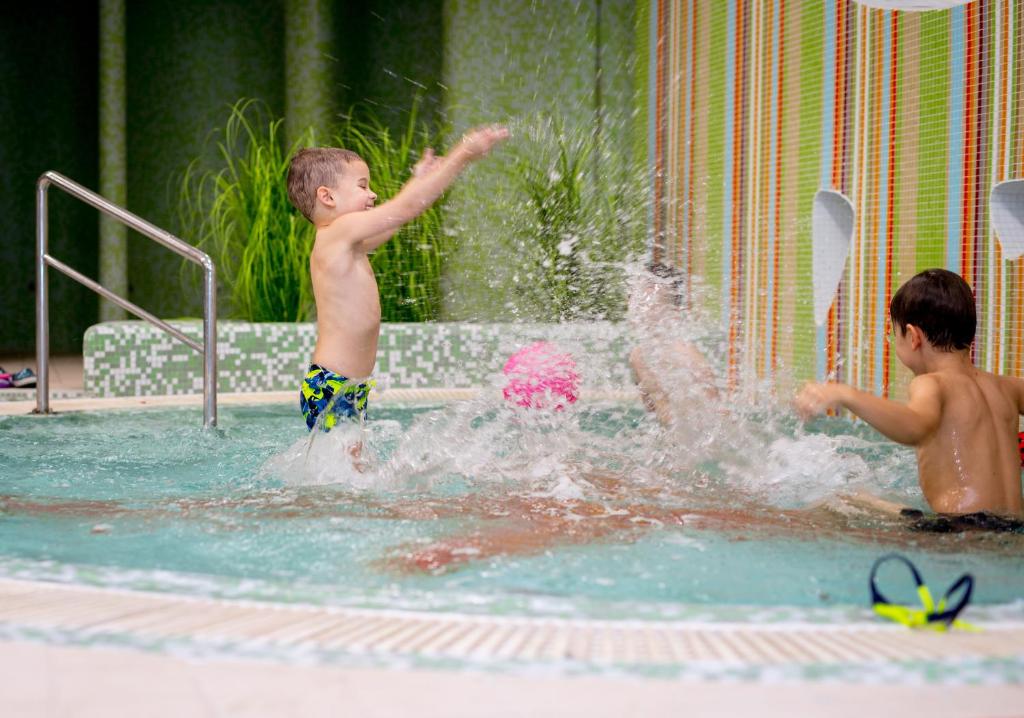 Hotel Pagony Wellness photo