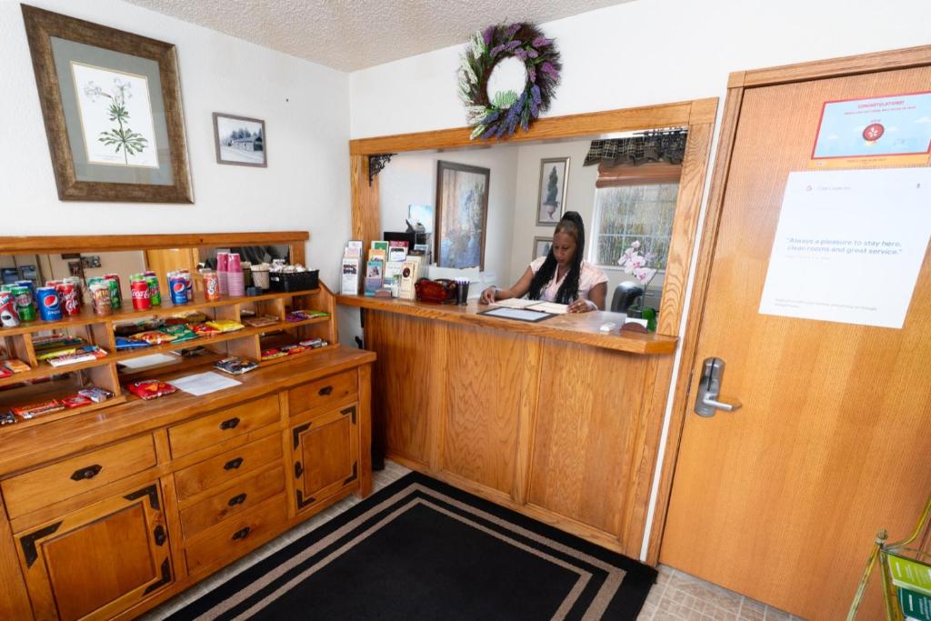 Cold Creek Inn photo