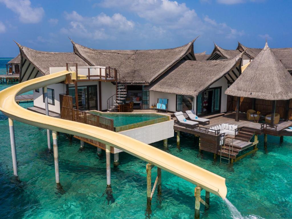 OZEN RESERVE BOLIFUSHI - Luxury All Inclusive with Free Transfers — Hotel building in Kaafu Atoll, Kaafu