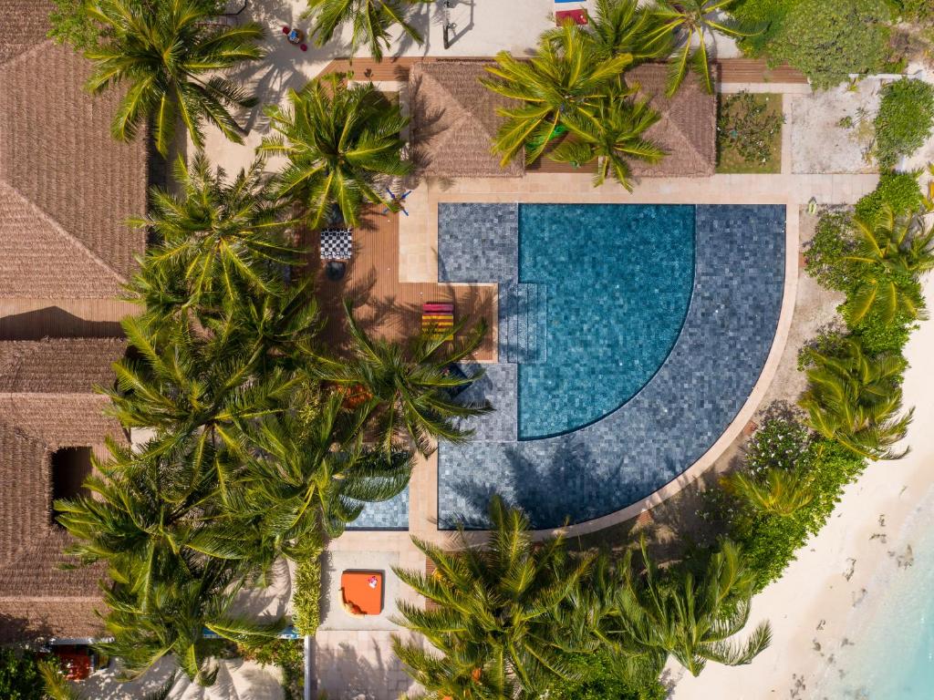 OZEN RESERVE BOLIFUSHI - Luxury All Inclusive with Free Transfers — Swimming pool in Kaafu Atoll, Kaafu
