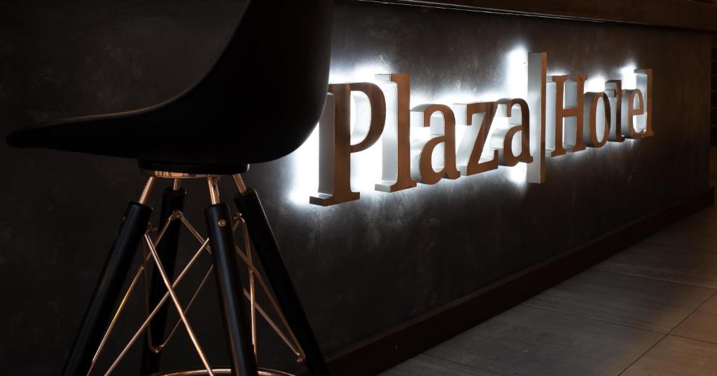 Best Western Plaza Hotel Photo 0
