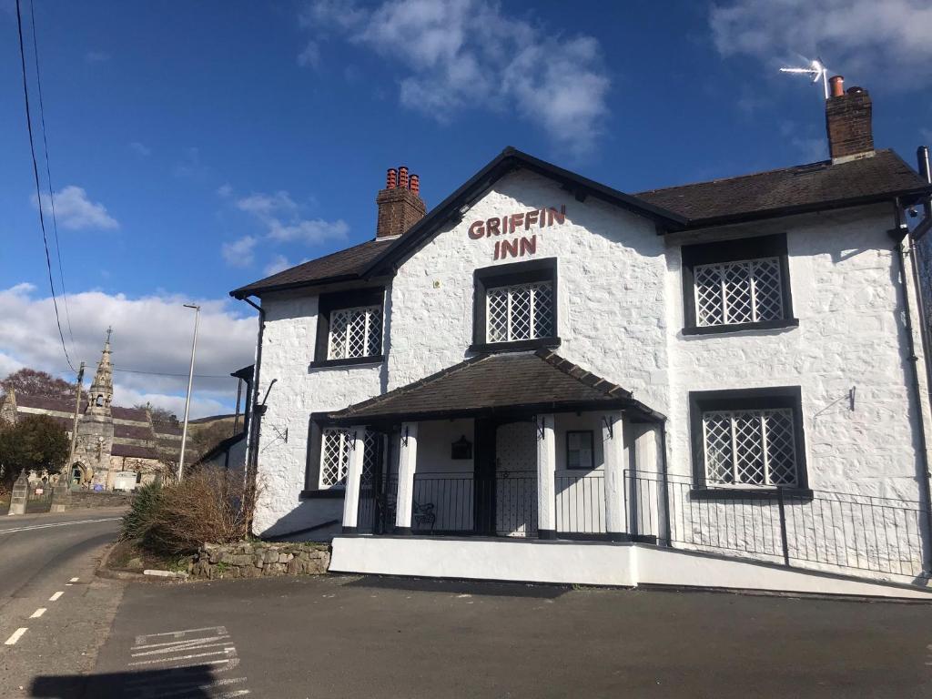 Griffin Inn, Ruthin
