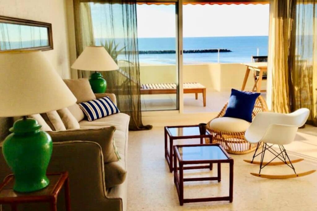 Rose des sables- Appartement familial - terrasse - parking- 1ere ligne Mer Carnon - 1