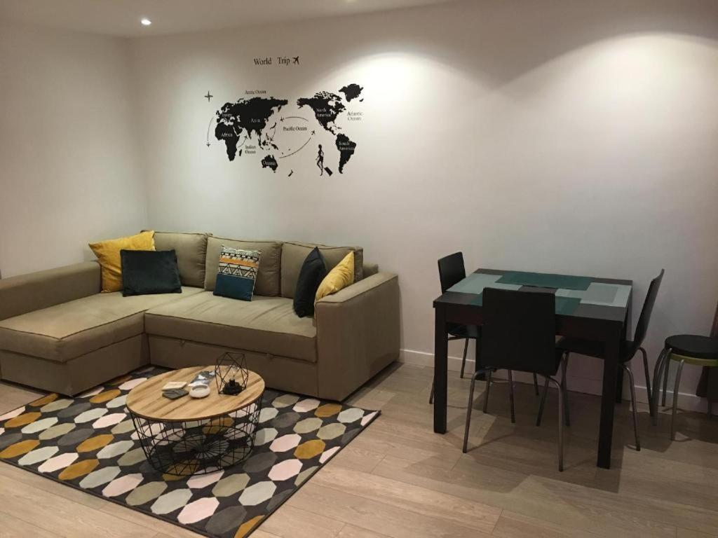 LAC Annecy - 2 Rooms Apartment 5mins from the lake Annecy, Annecy