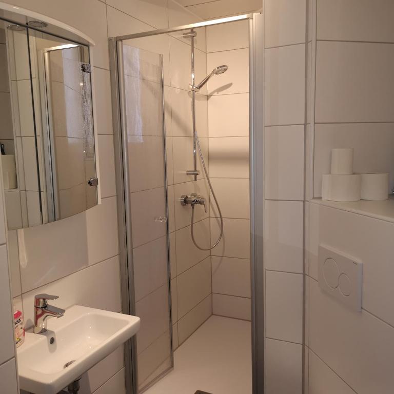 Hafenstraße 98 - Apartment im 4. Obergeschoss photo