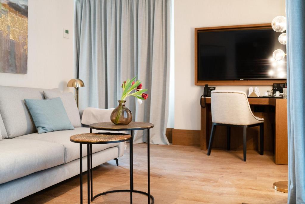 Soho Boutique Equitativa — Hotel rooms in Malaga, Andalusia