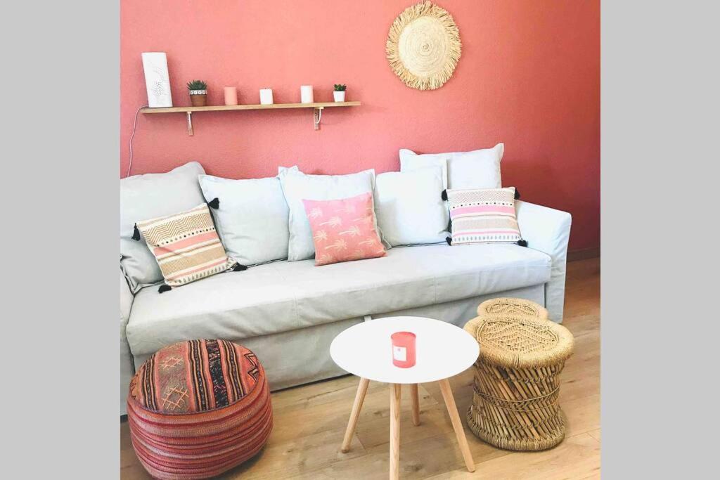La petite Pinède Studio climatisé 400m de la plage - 2
