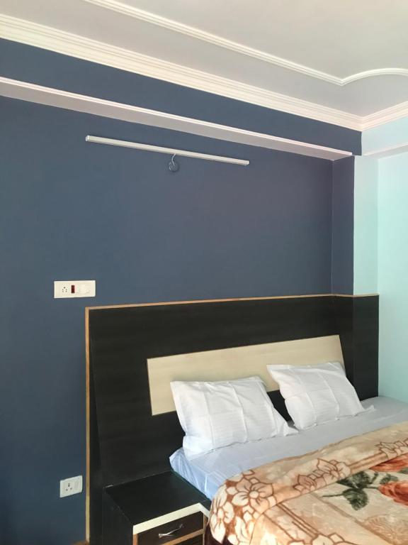 Highway inn homestay photo