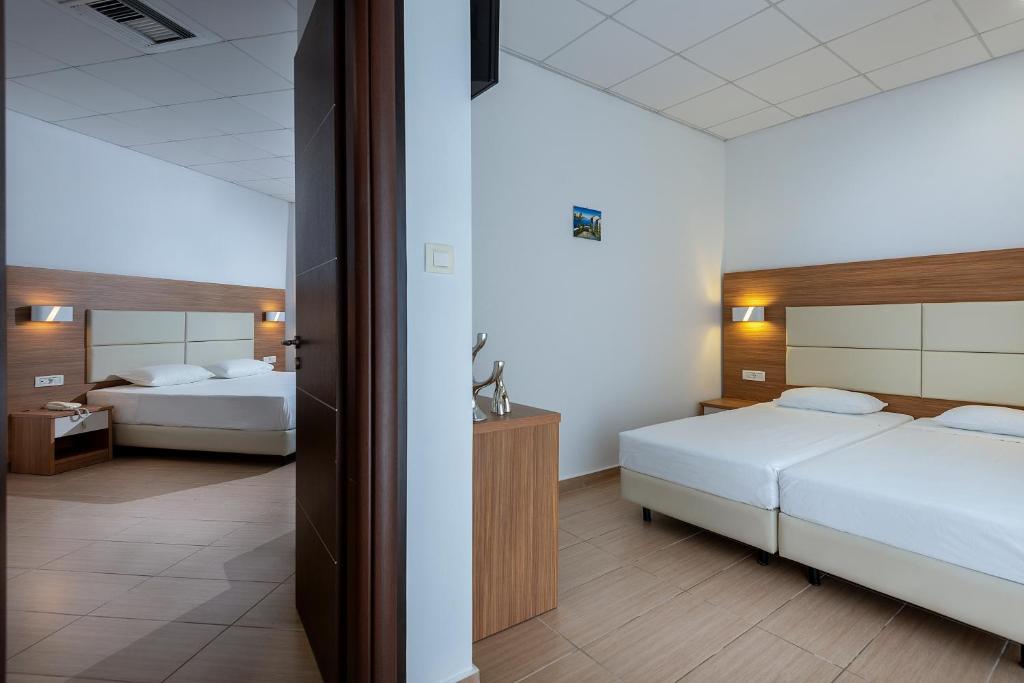 Royal Bay Suites — Hotel rooms in Kefalos, South Aegean