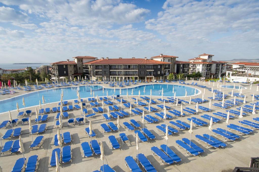 Nevis Resort & Aqua Park - All Inclusive — Basen in Słoneczny Brzeg, Region Burgas