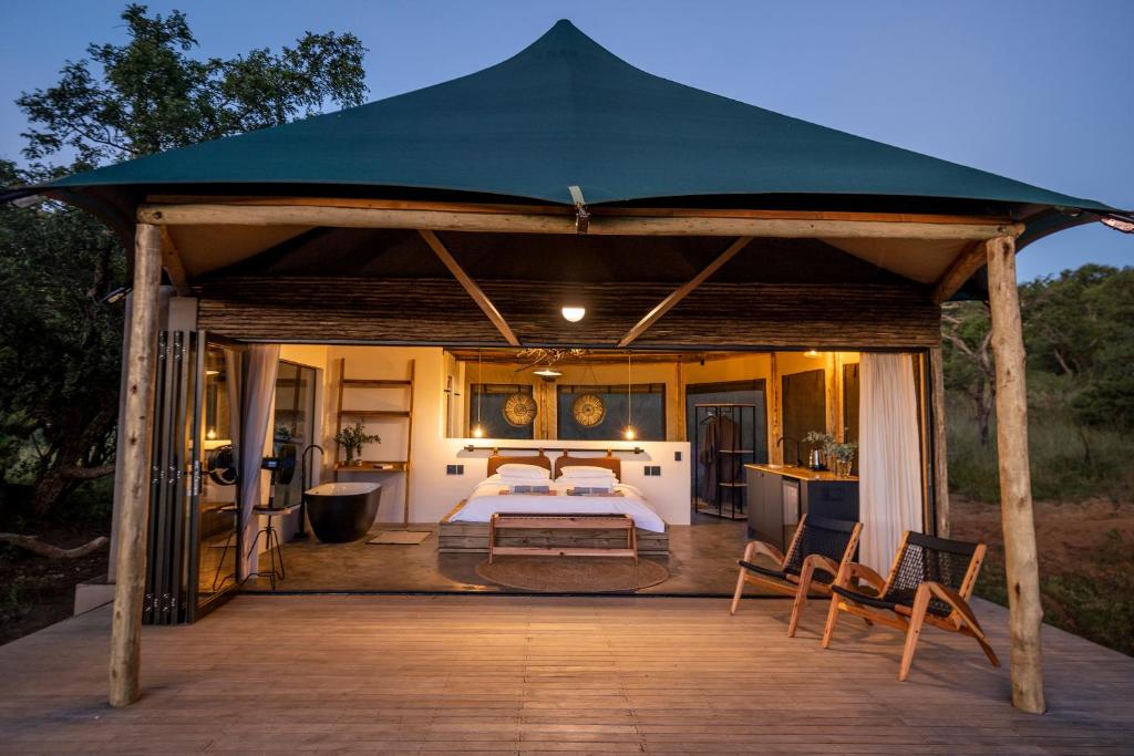 Sasi Bush Lodge Luxury Tented Camp photo
