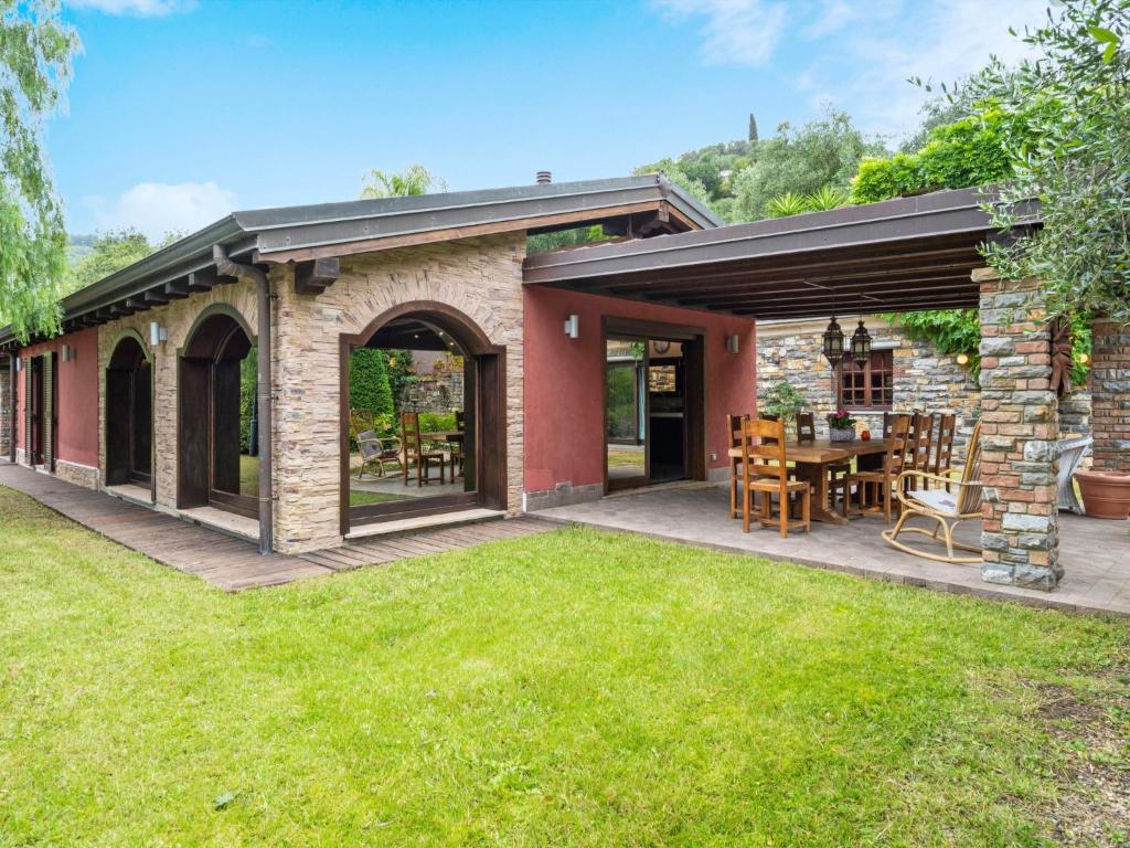 Villa Villa Monterosso - IMP420 by Interhome - 5