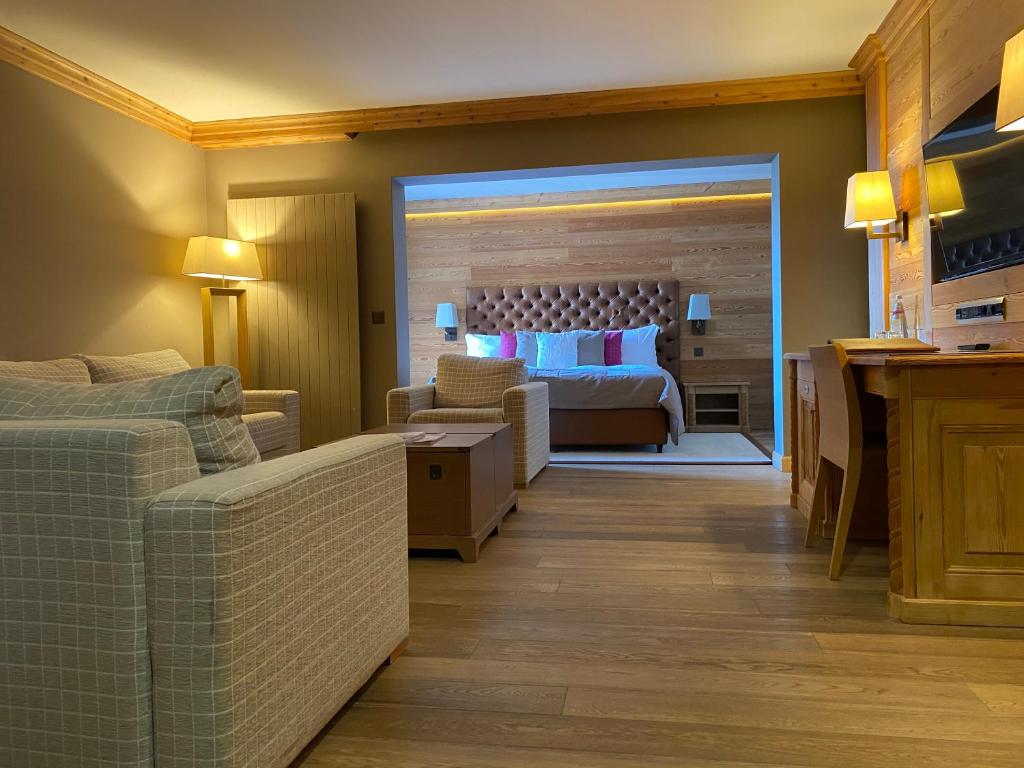 Hotel Royal - 3