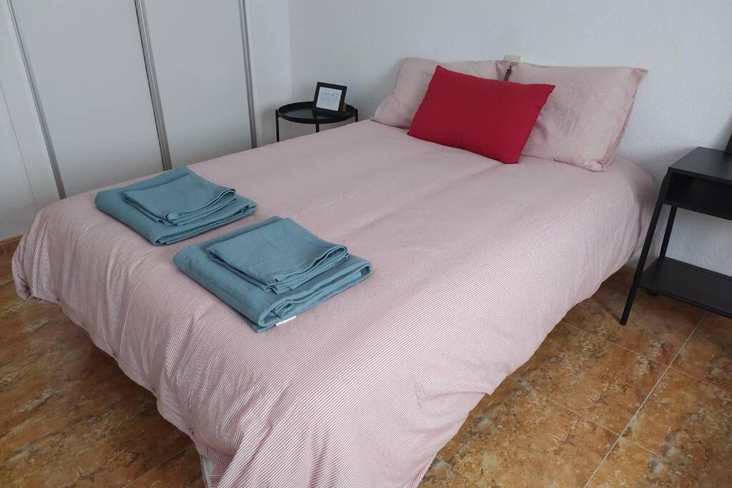 Amplio y céntrico apartamento junto al mar - 4