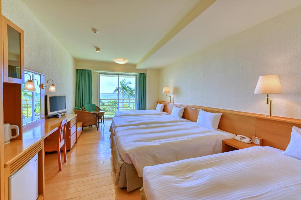 Standard Quadruple Room with Ocean View - Main Building