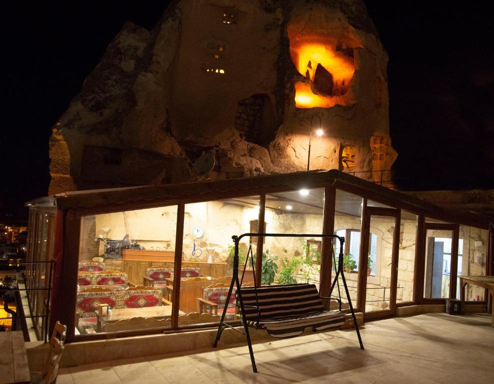 Zeus Cave Suites photo