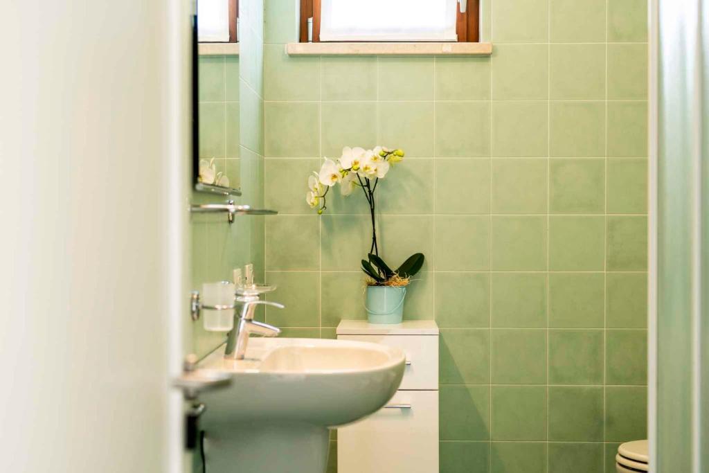 Apartments in Manerba del Garda 22047 - 4