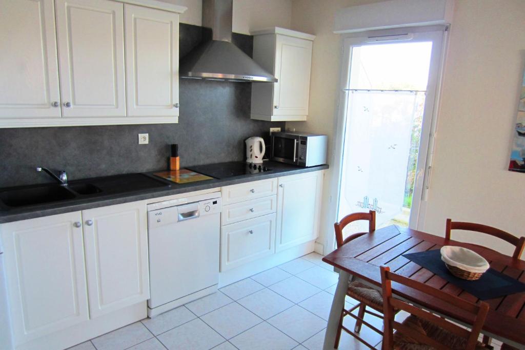 Appartement Rez-De-Chaussee 4 Personnes Face Au Port De Peche- Residence Le Magellan - 3