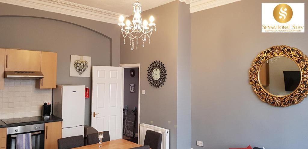 2 Bedroom Apt at Sensational Stay Serviced Accommodation - Kilburn High Road photo