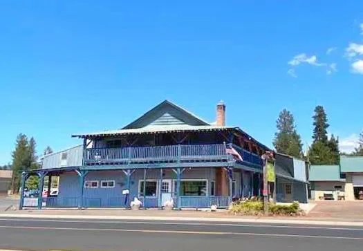 Dawson House Lodge，位于切马尔特的酒店