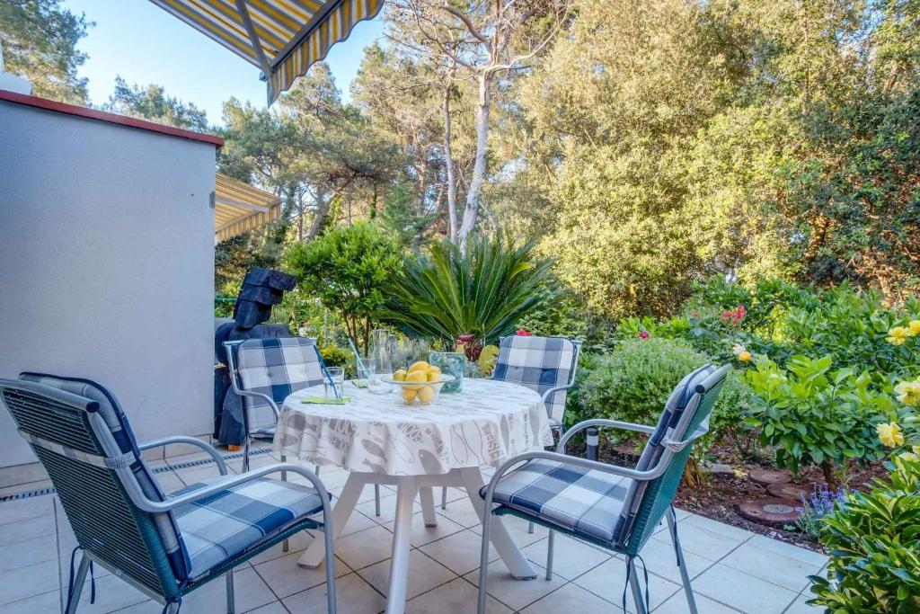 Apartment in Mali Losinj 15009, Mali Lošinj