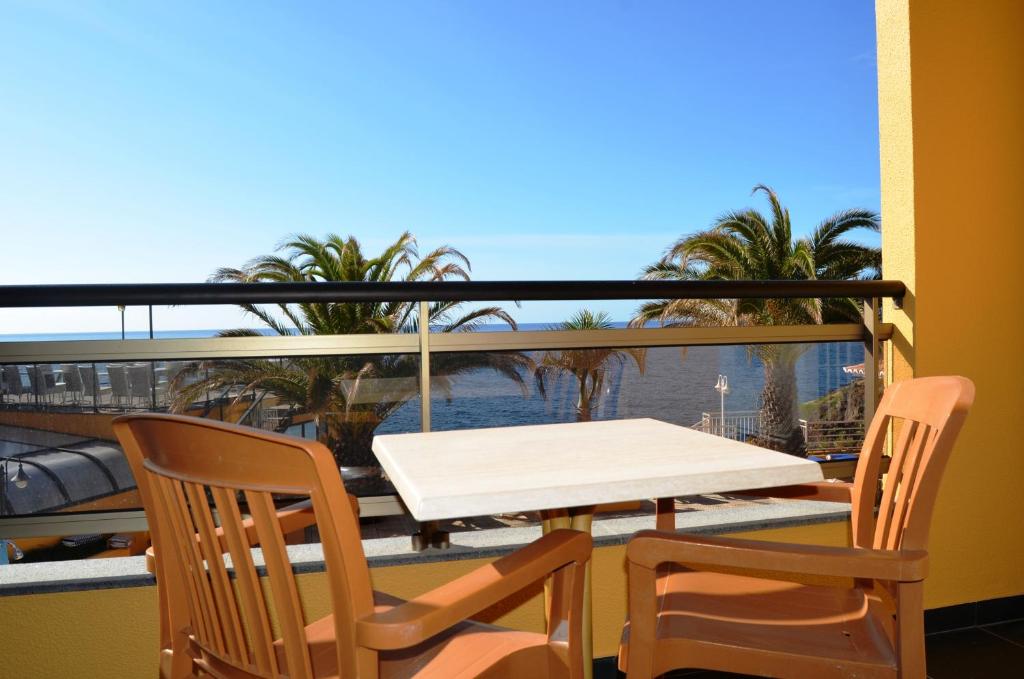 Hotel Cais da Oliveira — Hotel rooms in Caniço, Madeira