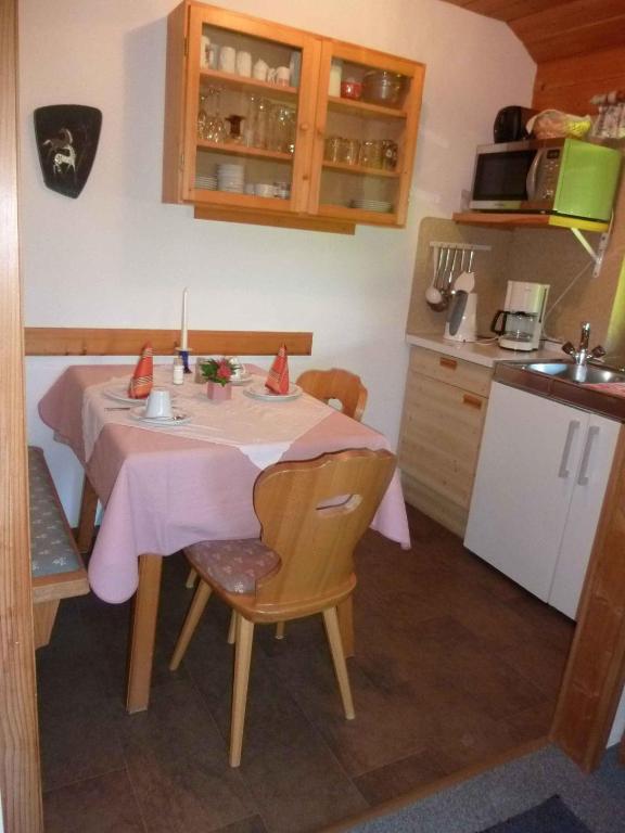 Apartment Strobl 1 - 2
