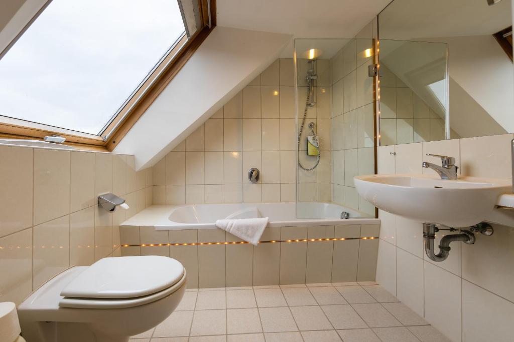 AAAA Hotelwelt KUBLER — Hotel in Karlsruhe