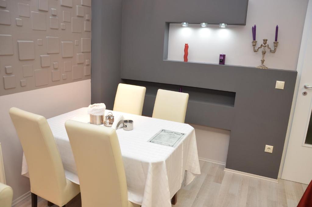 Facilities, Szieszta Panzio in Sarvar