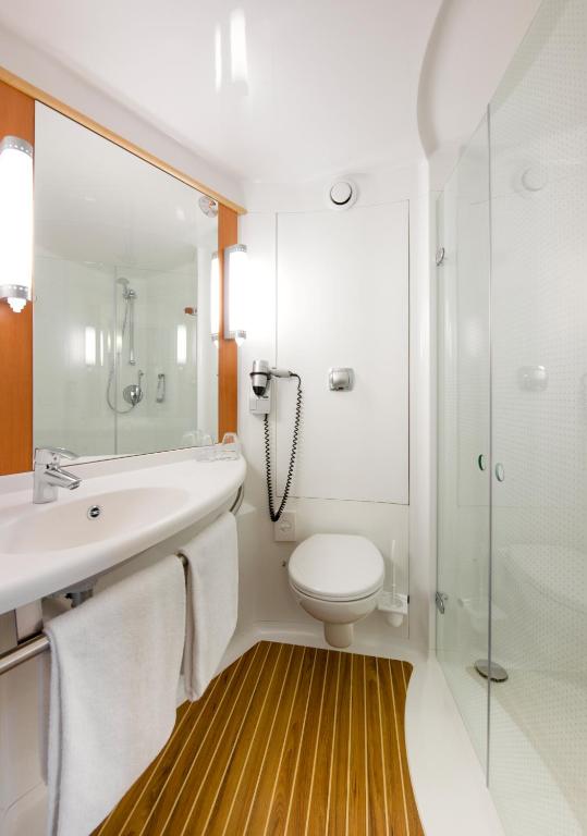 Ibis Friedrichshafen Airport Messe photo