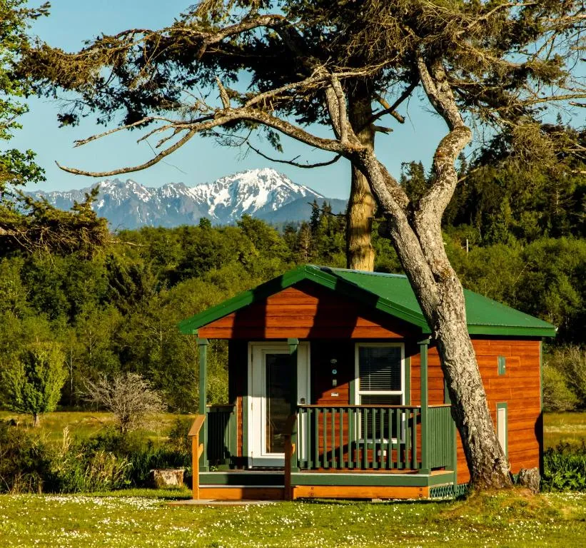 Crescent Beach and RV Park, hotel in Port Angeles