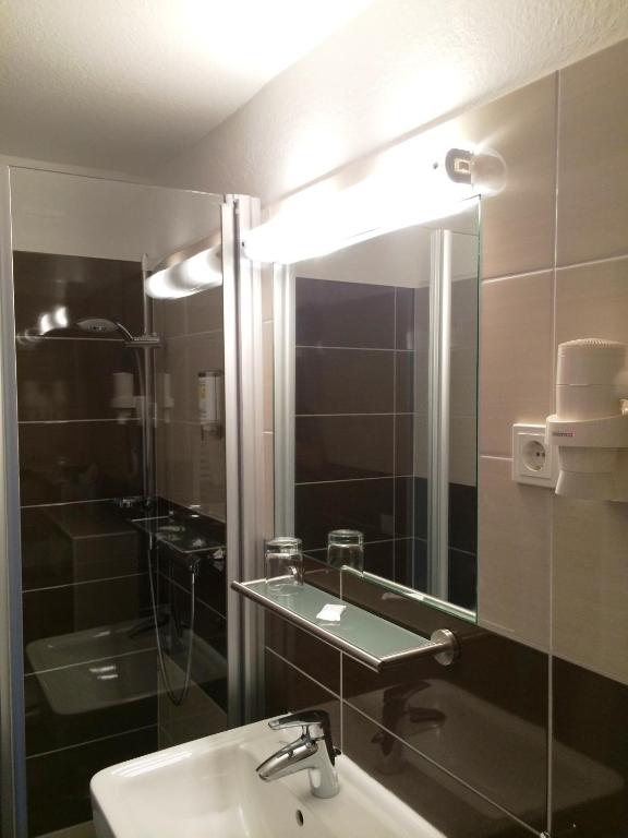 Hotel Stadt Hamburg Saarbrucken Hotel Stadt Hamburg Saarbrucken