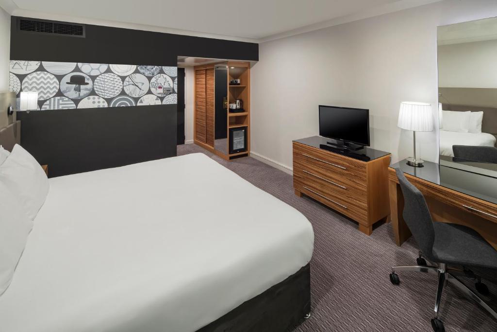 Crowne Plaza Nottingham photo