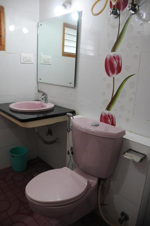 Lloyds Guest House - US Consulate Royapettah photo