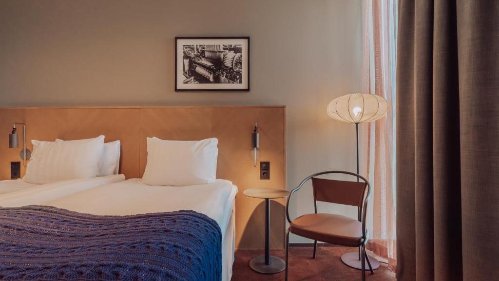 Quality Hotel The Weaver photo