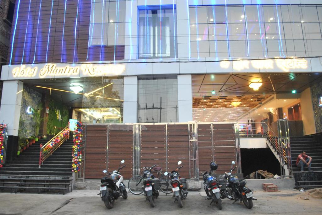 Hotel Mantra Regency