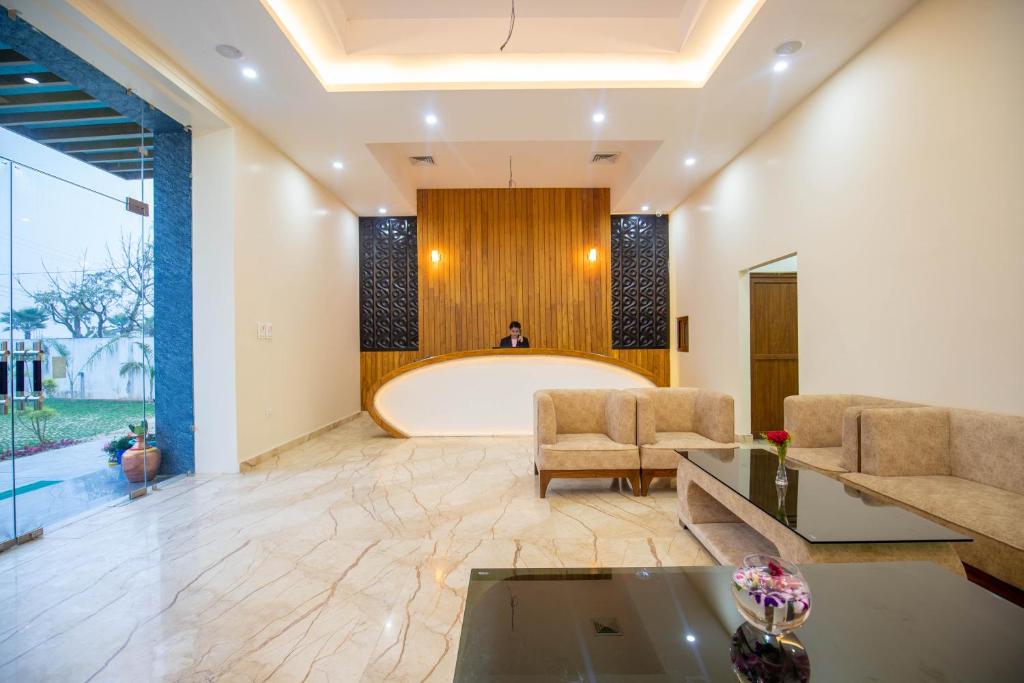 Lumbini Palace Resort photo