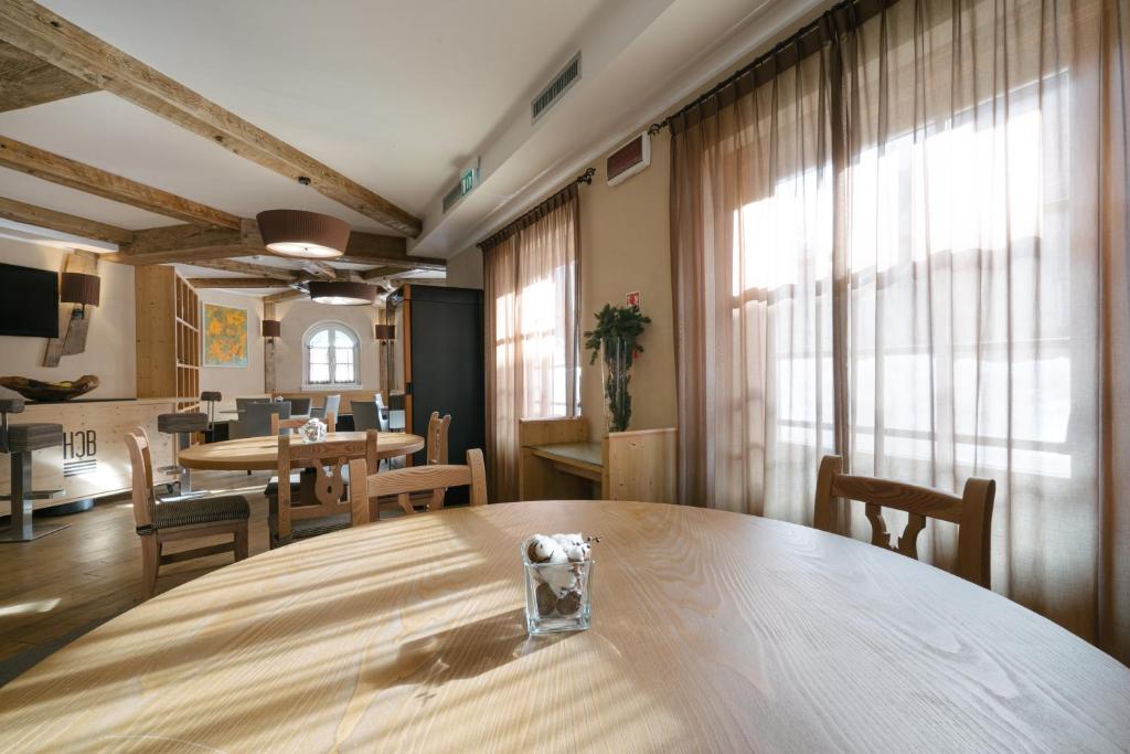 Bar/lounge