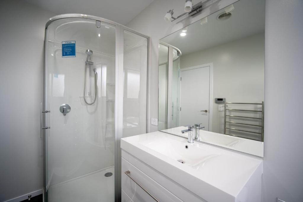 Relax on Rodeo - Te Anau Holiday Home photo